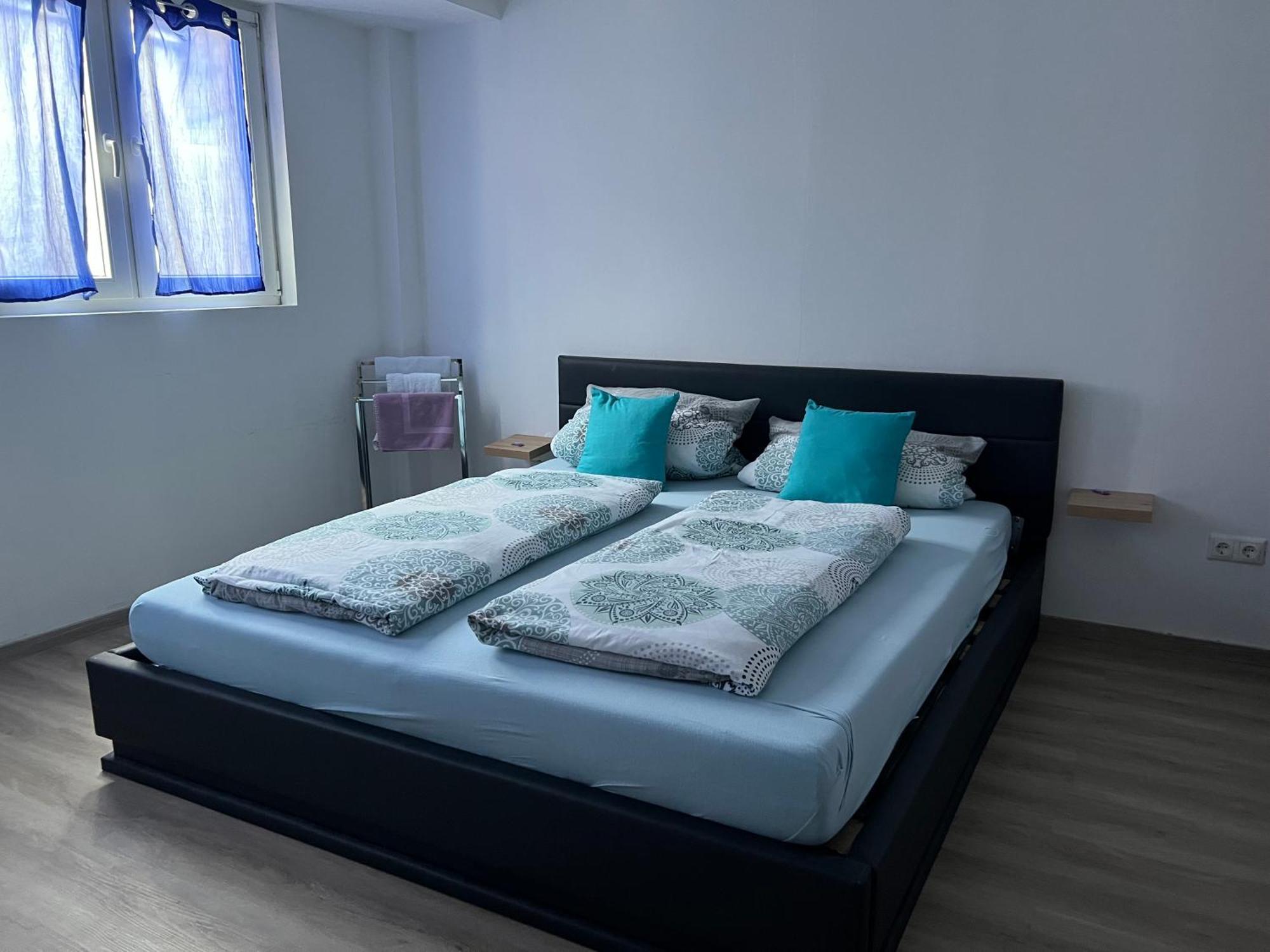 Apartments Und Zimmer Vettweiss Exterior photo